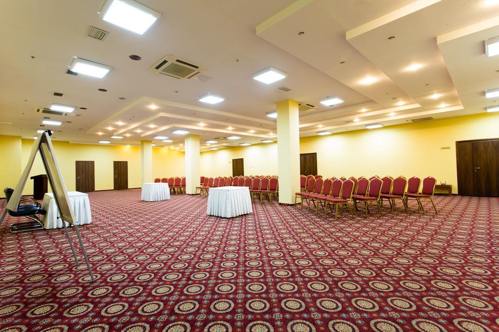אסטנה Hotel Duman מראה חיצוני תמונה