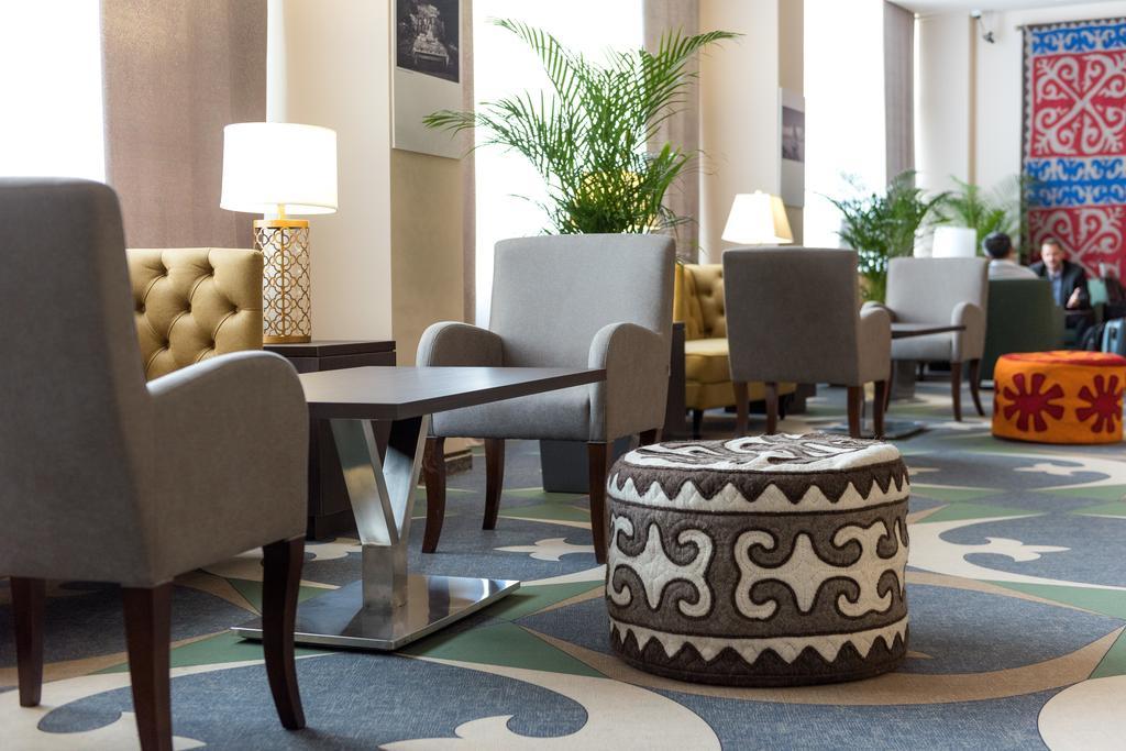 אסטנה Hotel Duman מראה חיצוני תמונה