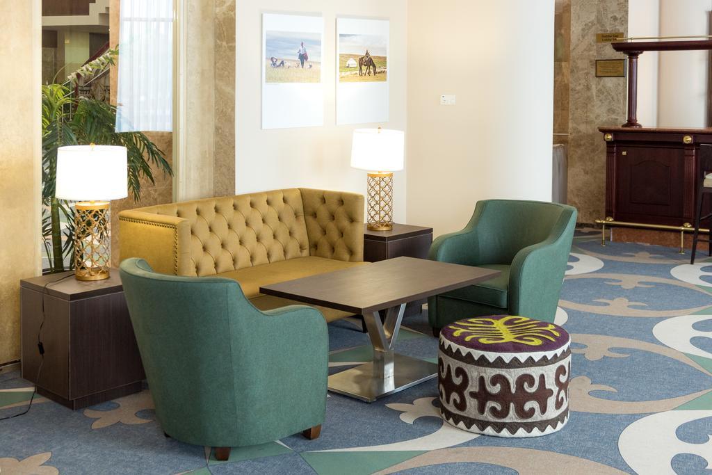 אסטנה Hotel Duman מראה חיצוני תמונה