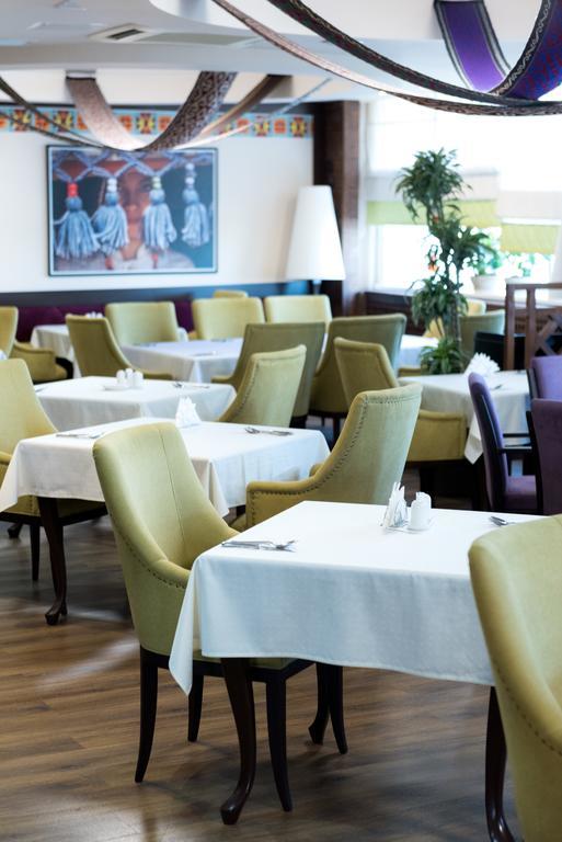 אסטנה Hotel Duman מראה חיצוני תמונה