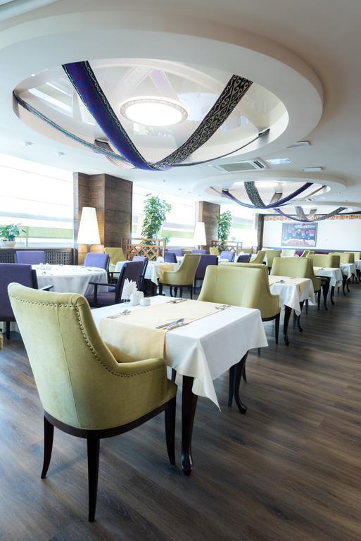 אסטנה Hotel Duman מראה חיצוני תמונה